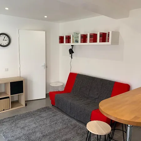 Rez De Jardin Terrasse Literie De Gamme Proche Gare Et Hyper Centre 公寓 坎佩尔